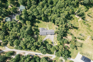 Sleeps 8-12! 2 +/- ACRES, Dock & Garage By Laurel Branch! - photo 27