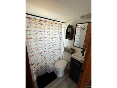 Welcome to The River House! This charming, fully refreshed - photo 15