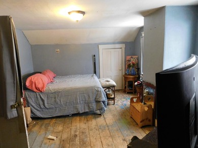 Investors take notice! This 3 bedroom 2 bathroom home nestled in - photo 15
