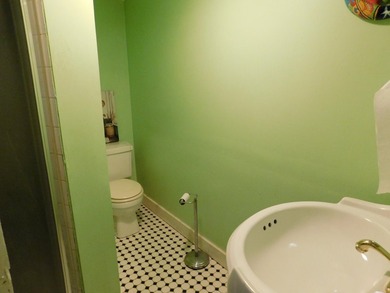 Investors take notice! This 3 bedroom 2 bathroom home nestled in - photo 16