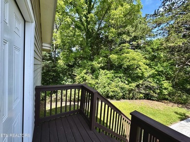 Price Reduction on this Cozy home Near the Lake WITH large - photo 22