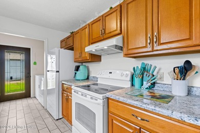 Welcome to this charming 3-bedroom, 2-bath site-built home - photo 27