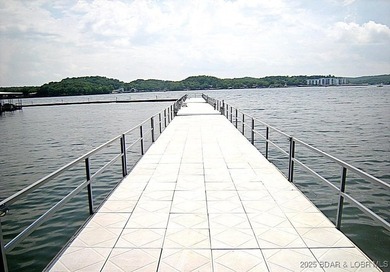 Impeccable 3-bedroom, 3-bath furnished lakefront condo with - photo 37