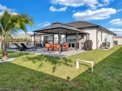 Beautifull, and well-maintained home, 4 bedrooms, 2 bathrooms - photo 10