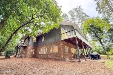 Welcome to 7 Inverness Place, a fully remodeled golf-front home - photo 9