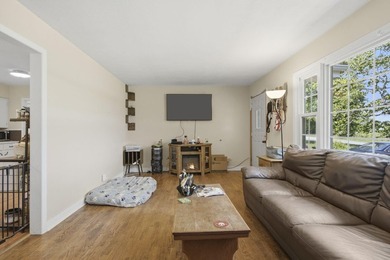 Country living with the convenience of the city just minutes - photo 3