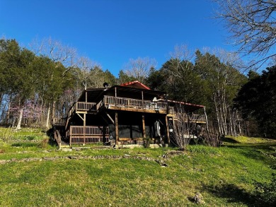 Lake Home For Sale in Gainesboro, Tennessee
