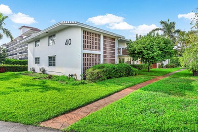 Discover comfort & convenience in this charming 1bdrm, 1bath 1st - photo 2