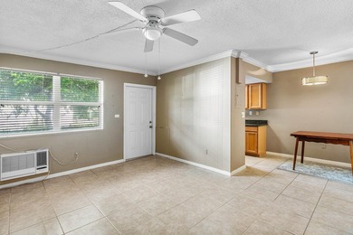 Discover comfort & convenience in this charming 1bdrm, 1bath 1st - photo 6