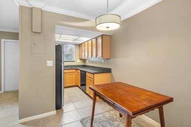 Discover comfort & convenience in this charming 1bdrm, 1bath 1st - photo 9