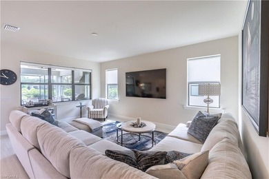 This meticulously maintained Mystique features 3 bedrooms + den - photo 11