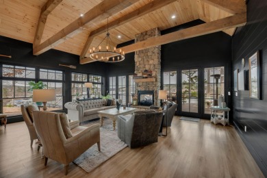 Smith Lake (Bear Pen) A true custom build in one of the most - photo 2