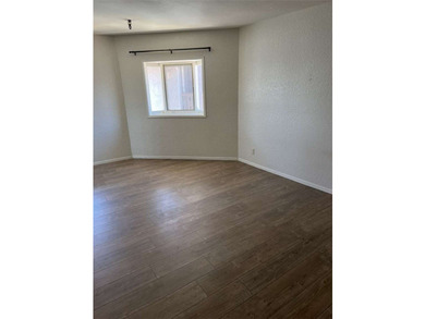 Unique MIXED USE BUILDING, conveniently located 2 bedroom 1 1/2 - photo 3