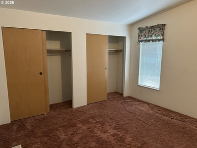 1400 SQ FT Manufactured home. 3 bedrooms, 2 bath, with vaulted - photo 16