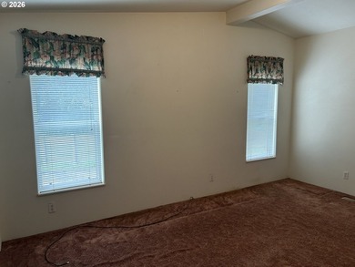 1400 SQ FT Manufactured home. 3 bedrooms, 2 bath, with vaulted - photo 17