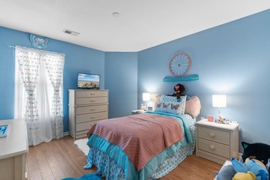 This top-floor 3-bedroom condo has the kind of charm and warmth - photo 21
