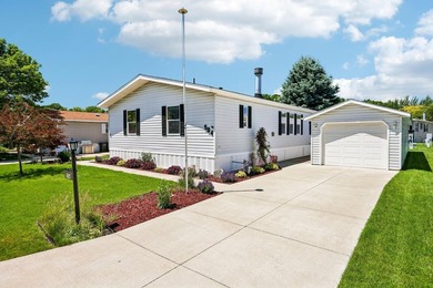 Beautifully updated home ready for you to move right in! As you - photo 1