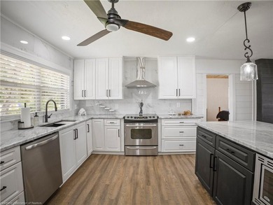 Luxury Lake June Lakefront Home, Newly Remodeled, 4 Bedrooms, 3 - photo 7