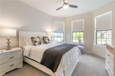 This meticulously maintained Mystique features 3 bedrooms + den - photo 27