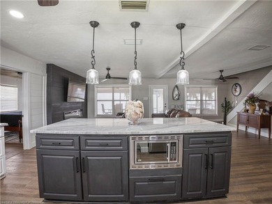 Luxury Lake June Lakefront Home, Newly Remodeled, 4 Bedrooms, 3 - photo 9