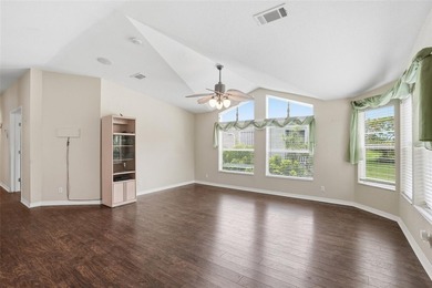 Discover easy Florida living in this beautifully maintained - photo 10