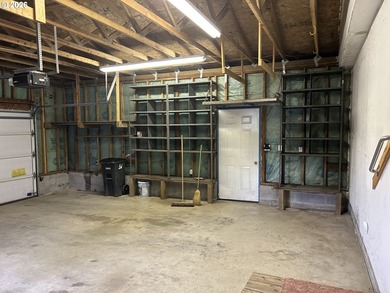1400 SQ FT Manufactured home. 3 bedrooms, 2 bath, with vaulted - photo 30