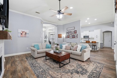 Movie theater? Covered heated pool? This stunning 5 bed, 4 bath - photo 12