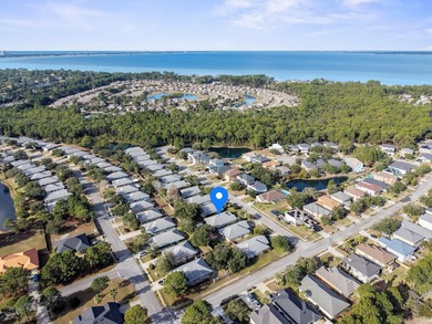 Set within the desirable Driftwood Estates community of Santa - photo 14