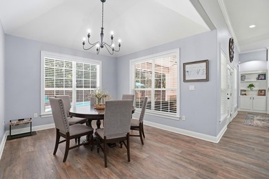 Movie theater? Covered heated pool? This stunning 5 bed, 4 bath - photo 18