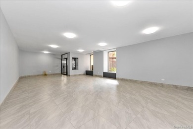 East Flatbush: This Co-Op Apartment Unit Has All The Space You - photo 20