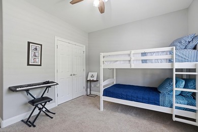 Movie theater? Covered heated pool? This stunning 5 bed, 4 bath - photo 26