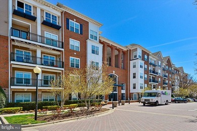 Enjoy a carefree lifestyle at The Fitz, where exceptional - photo 28