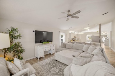 Set within the desirable Driftwood Estates community of Santa - photo 34