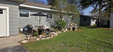 Welcome to 129 Ontario St in DeTour Village! Originally built in - photo 6