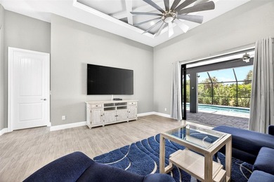 GOLF VIEWS! BEAUTIFUL 3 BEDROOM, 2 BATH, 3-CAR GARAGE HOME IN - photo 6