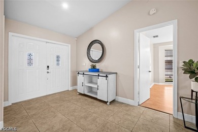 Welcome to your waterfront paradise in Southwest Cape Coral! - photo 2