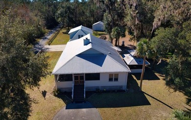 (private lake, pond, coastal) Home For Sale in Apalachicola Florida