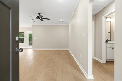 Discover quality craftsmanship and modern comfort in this - photo 6