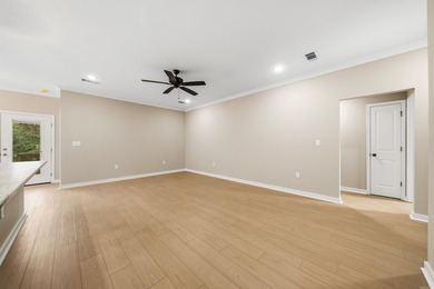 Discover quality craftsmanship and modern comfort in this - photo 9