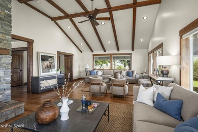 Welcome to your dream horse property! Tucked behind an automatic - photo 11