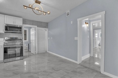 Fully updated 3BR/2BA home in historic North Palm Beach with 1 - photo 12