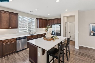 Modern elegance meets everyday comfort in this stunning - photo 13