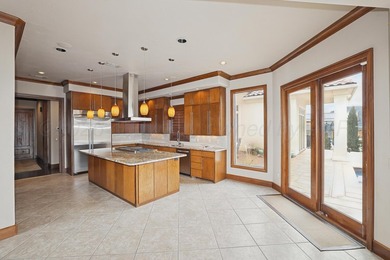 Experience a lifestyle of quiet prestige where the manicured - photo 15
