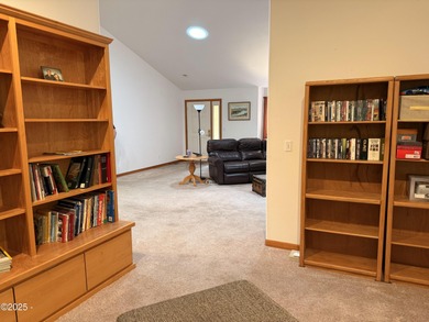 Award Winning Little Whale Cove Community! Spacious one level - photo 15