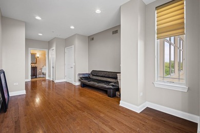 Corner Penthouse Condo for Sale - Luxury 3 Bedroom, 2 Bath with - photo 15
