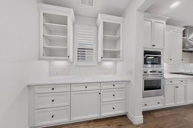 Highly sought-after Aubrey model with Casita. Recently added - photo 15