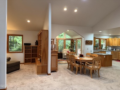 Award Winning Little Whale Cove Community! Spacious one level - photo 17