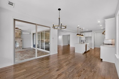 Highly sought-after Aubrey model with Casita. Recently added - photo 17
