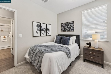 Modern elegance meets everyday comfort in this stunning - photo 22