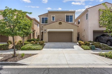 Welcome to 11822 Cobblestone Place, a beautifully maintained - photo 2